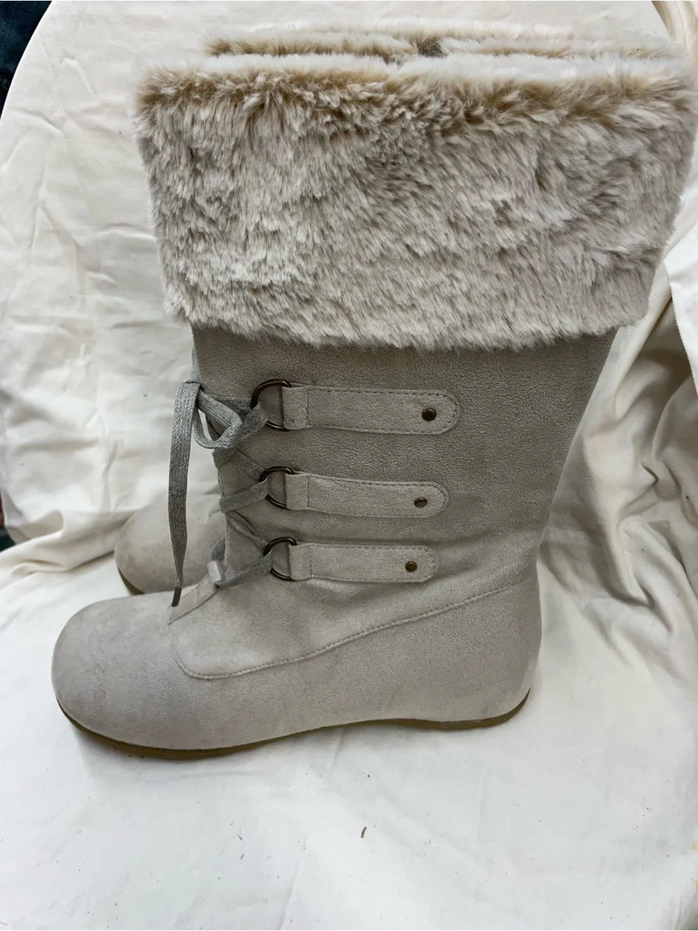 Wanted faux fur